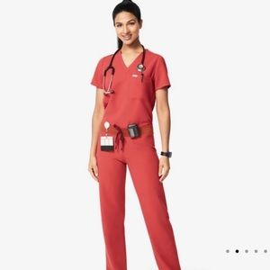 Figs Clay Catarina Scrub Top and Pants